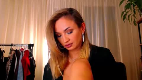 alexandrawooow online show from 05/01/26, 04:55