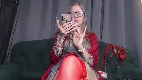 Alexandra online show from 04/14/26, 07:58