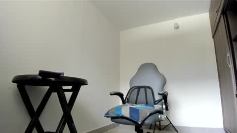 Snapshot of alexandro_king chatting on 12/24/24, 05:44 ALEX online show from 12/24/24, 05:44