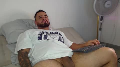 Snapshot of alexandro_king chatting on 11/15/25, 01:14 ALEX online show from 11/15/25, 01:14