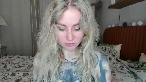Snapshot of alexarush chatting on 04/21/26, 06:44 alexarush online show from 04/21/26, 06:44