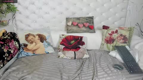 Snapshot of alexasmitt chatting on 02/09/25, 04:57 Alexa online show from 02/09/25, 04:57