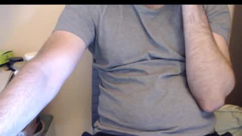 Snapshot of alexbelly chatting on 10/29/25, 11:45 alexbelly online show from 10/29/25, 11:45