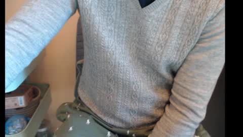 Snapshot of alexbelly chatting on 11/13/25, 12:04 alexbelly online show from 11/13/25, 12:04