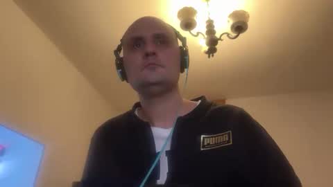 Snapshot of alexbgkl chatting on 12/20/24, 10:32 alexbgkl online show from 12/20/24, 10:32