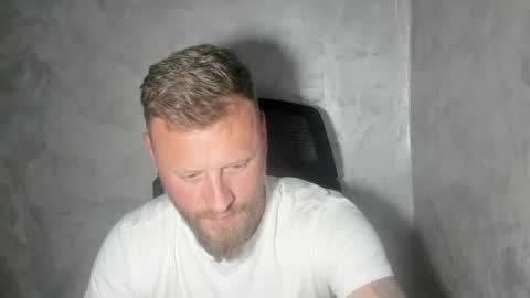 Snapshot of alexboy2022 chatting on 06/14/26, 02:08 onlyfans..alexyno2022 online show from 06/14/26, 02:08