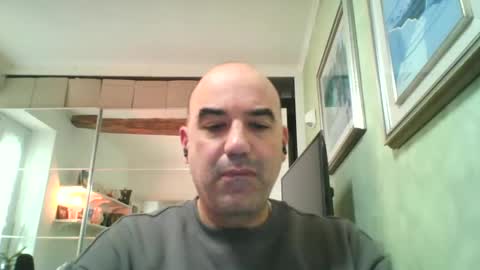 Snapshot of alexct77 chatting on 12/12/24, 01:17 alexct77 online show from 12/12/24, 01:17