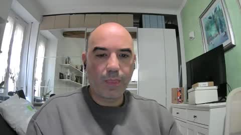 Snapshot of alexct77 chatting on 12/13/24, 11:23 alexct77 online show from 12/13/24, 11:23