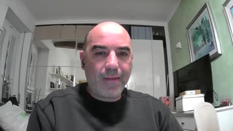 Snapshot of alexct77 chatting on 12/14/24, 04:09 alexct77 online show from 12/14/24, 04:09