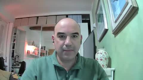 Snapshot of alexct77 chatting on 02/21/25, 06:59 alexct77 online show from 02/21/25, 06:59