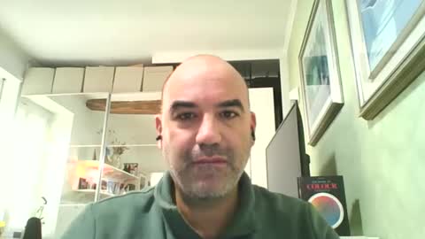 Snapshot of alexct77 chatting on 10/09/25, 01:09 alexct77 online show from 10/09/25, 01:09