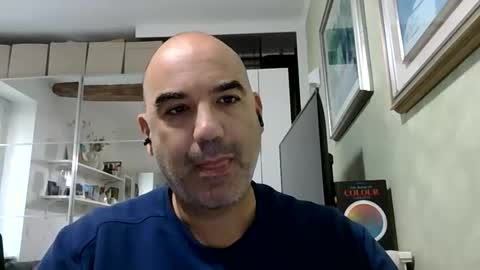 Snapshot of alexct77 chatting on 10/15/25, 09:09 alexct77 online show from 10/15/25, 09:09