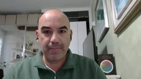 Snapshot of alexct77 chatting on 10/21/25, 03:57 alexct77 online show from 10/21/25, 03:57