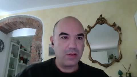 Snapshot of alexct77 chatting on 10/25/25, 08:11 alexct77 online show from 10/25/25, 08:11