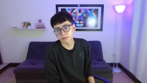 Snapshot of alexcum_18 chatting on 02/19/26, 01:07 alex online show from 02/19/26, 01:07