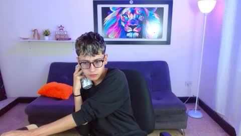 alex online show from 03/28/26, 01:33