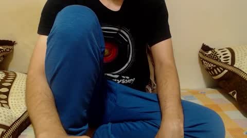 Snapshot of alexdelarge323 chatting on 11/07/25, 11:43 Alex online show from 11/07/25, 11:43