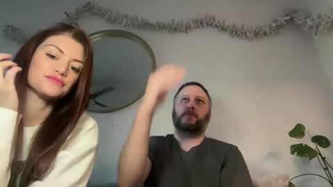 Snapshot of alexdom30 chatting on 11/16/25, 07:52 alexdom30 online show from 11/16/25, 07:52