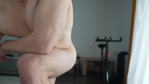 Snapshot of alexfit96 chatting on 02/21/26, 01:45 alexfit96 online show from 02/21/26, 01:45