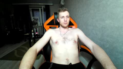 Snapshot of alexfox2018 chatting on 01/12/25, 01:27 Alex online show from 01/12/25, 01:27