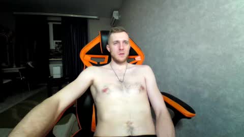 Snapshot of alexfox2018 chatting on 02/22/25, 10:52 Alex online show from 02/22/25, 10:52