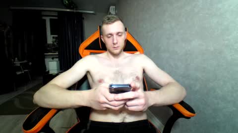 Snapshot of alexfox2018 chatting on 03/01/25, 01:00 Alex online show from 03/01/25, 01:00