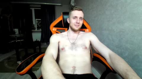 Snapshot of alexfox2018 chatting on 03/11/25, 11:04 Alex online show from 03/11/25, 11:04