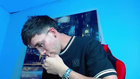 alexgiraldo__ online show from 03/22/26, 07:28