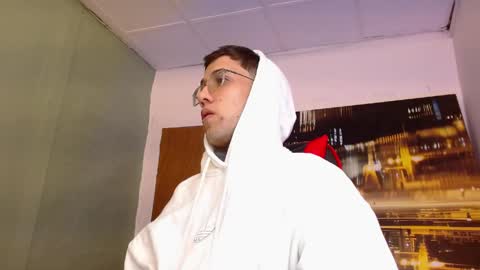 alexgiraldo__ online show from 04/19/26, 12:15