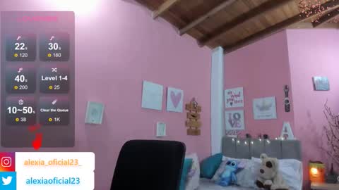 Snapshot of alexia_fit23 chatting on 10/17/25, 05:21 Alexia online show from 10/17/25, 05:21