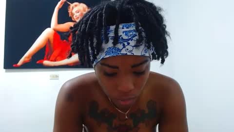 Snapshot of alexia_sinclaire24 chatting on 09/12/25, 11:37 alexia_sinclaire24 online show from 09/12/25, 11:37