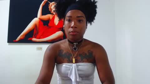 Snapshot of alexia_sinclaire24 chatting on 10/05/25, 09:13 alexia_sinclaire24 online show from 10/05/25, 09:13