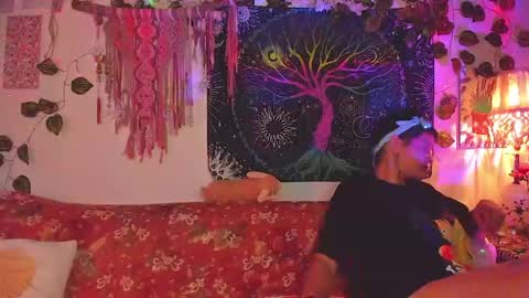 Snapshot of alexiafisher_ chatting on 05/17/26, 08:05 Alex online show from 05/17/26, 08:05