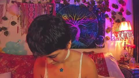 Snapshot of alexiafisher_ chatting on 06/08/26, 12:47 Alex online show from 06/08/26, 12:47