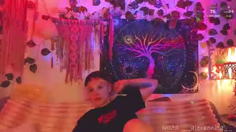 Alex online show from 07/12/26, 02:02
