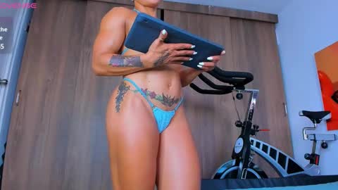 Snapshot of alexiafit chatting on 01/27/25, 11:11 alexiafit online show from 01/27/25, 11:11