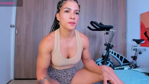 Snapshot of alexiafit chatting on 02/25/25, 07:03 alexiafit online show from 02/25/25, 07:03