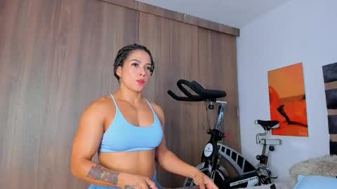 Snapshot of alexiafit chatting on 03/11/25, 08:31 alexiafit online show from 03/11/25, 08:31