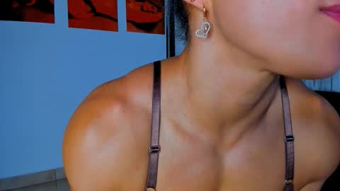 Snapshot of alexiafit chatting on 09/29/25, 08:02 alexiafit online show from 09/29/25, 08:02