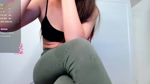 alexialuxe online show from 06/19/26, 08:45
