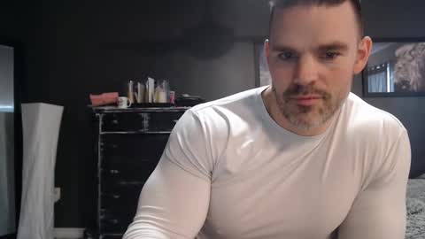 Snapshot of alexiarain chatting on 02/06/25, 05:30 Alex online show from 02/06/25, 05:30