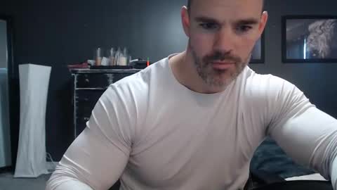 Snapshot of alexiarain chatting on 11/16/25, 03:17 Alex online show from 11/16/25, 03:17