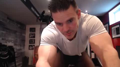 Alex online show from 12/04/25, 07:55