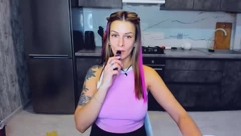 Alexia online show from 02/19/25, 04:33