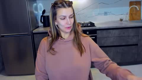 Alexia online show from 02/24/25, 08:58