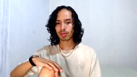 Alexis online show from 06/04/26, 07:09