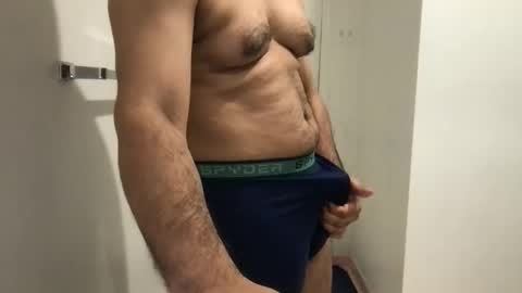 Snapshot of alexis69mm chatting on 12/16/25, 02:16 Alex online show from 12/16/25, 02:16