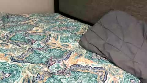 Snapshot of alexis_696969 chatting on 12/06/24, 02:02 Alexis online show from 12/06/24, 02:02