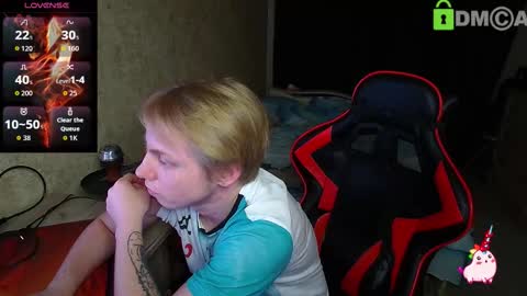 Alexis online show from 10/24/25, 03:19