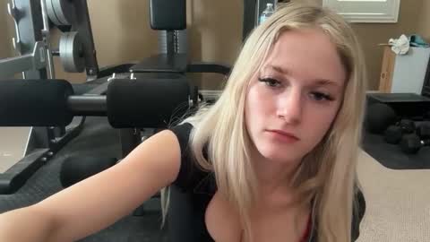 alexispaige06 online show from 05/30/26, 05:54
